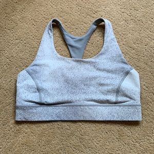 lululemon sports bra